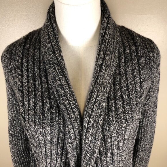 Anthropologie Canary Soft Wool Blend Cable Knit Gray Cardigan Size S/P - Picture 3 of 12
